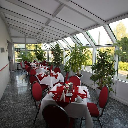 Hotel Buergerhof Hohenstein-Ernstthal Extérieur photo