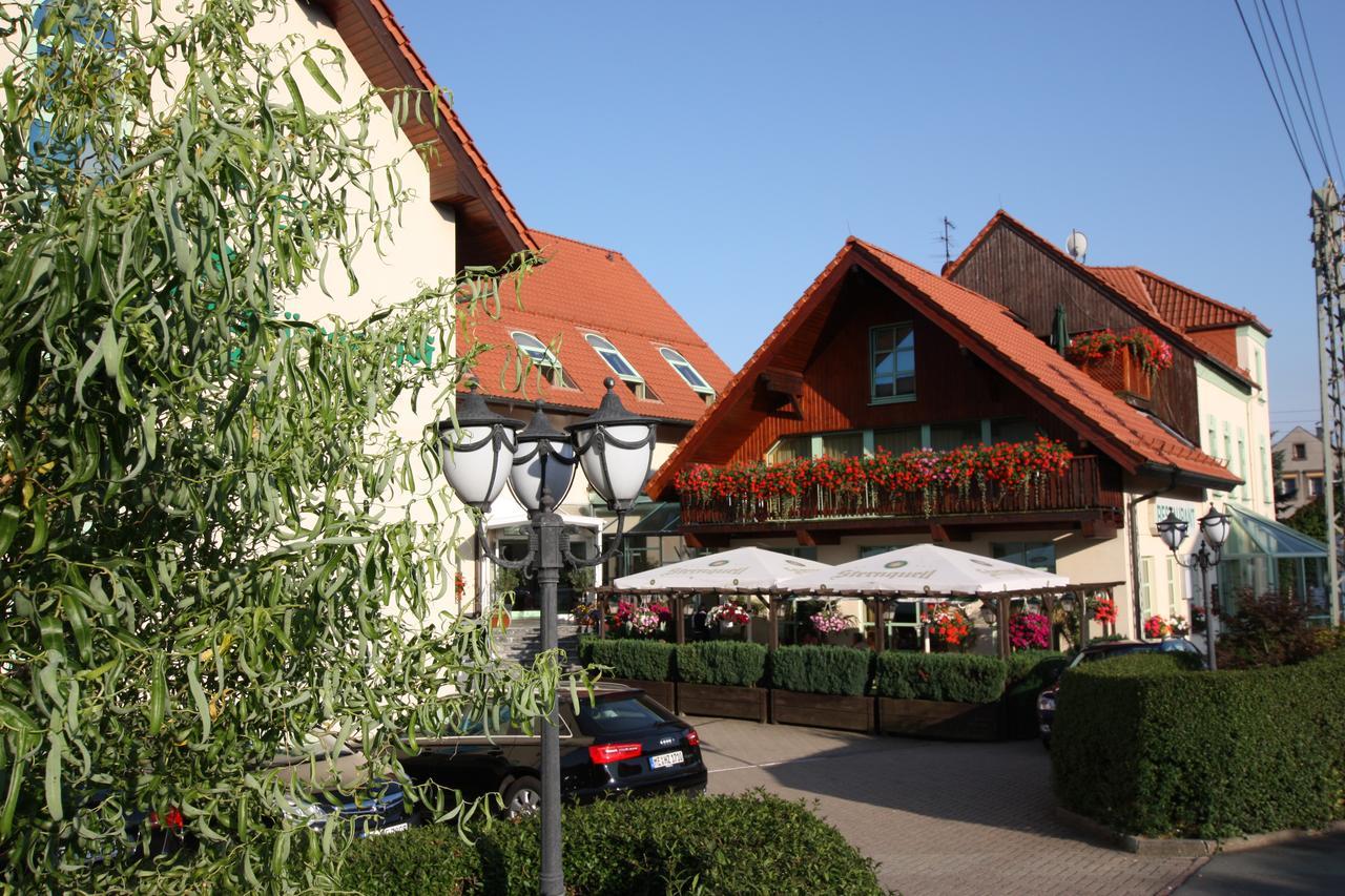 Hotel Buergerhof Hohenstein-Ernstthal Extérieur photo