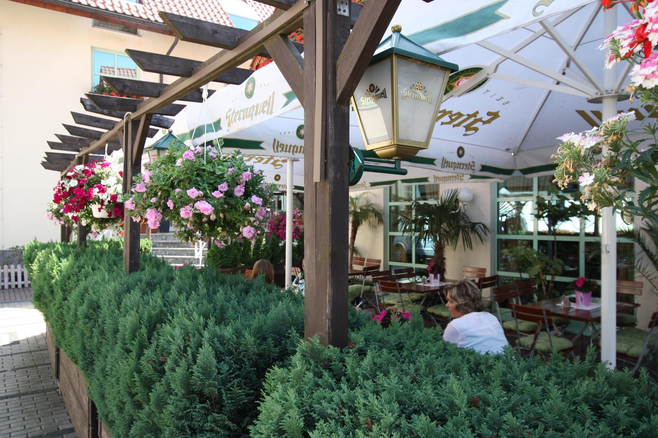 Hotel Buergerhof Hohenstein-Ernstthal Extérieur photo